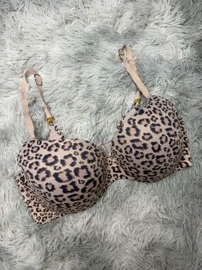 Victoria’s Secret Incredible by VS Leopard Print Lined Demi Bra Size 36DD